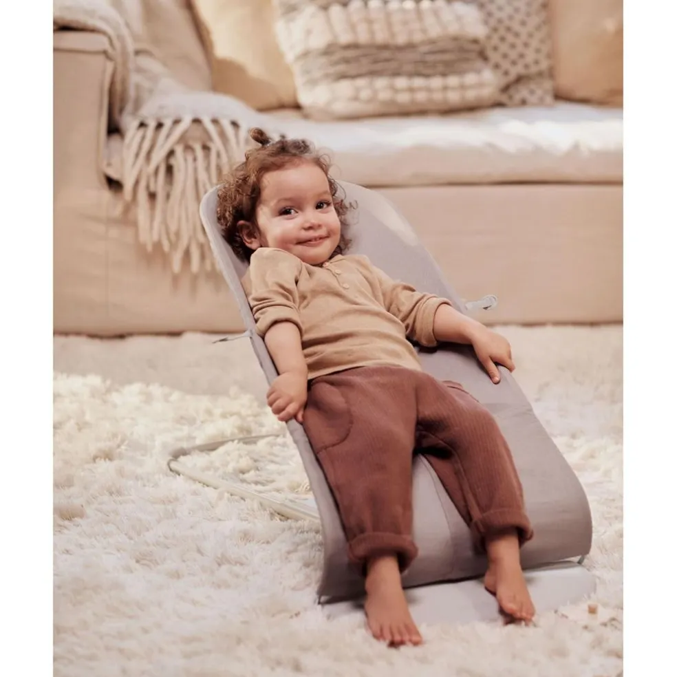 Bliss Petal Quilt Babysitter Sand Grey