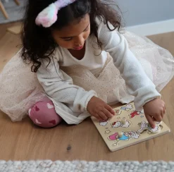 Hello Kitty Pussel Med Knoppar Multi