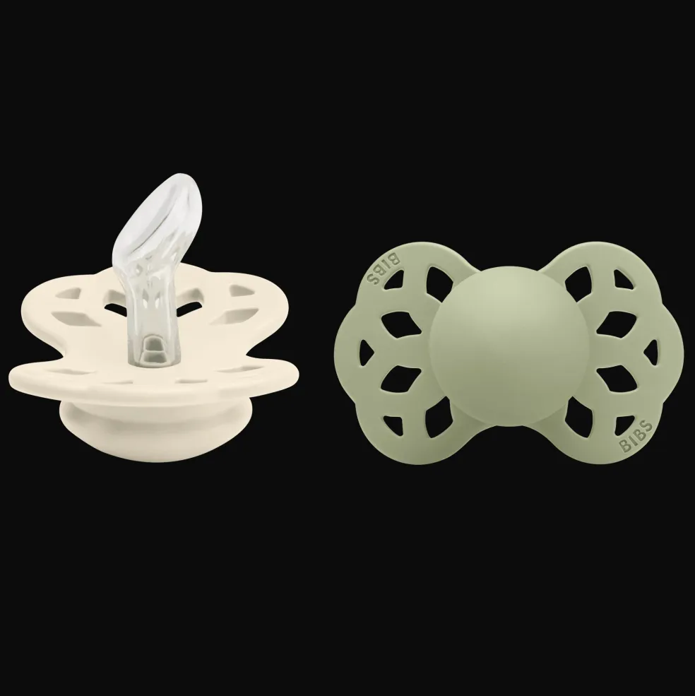 Infinity 2-pack Anatomiska Silikonnappar Ivory Sage