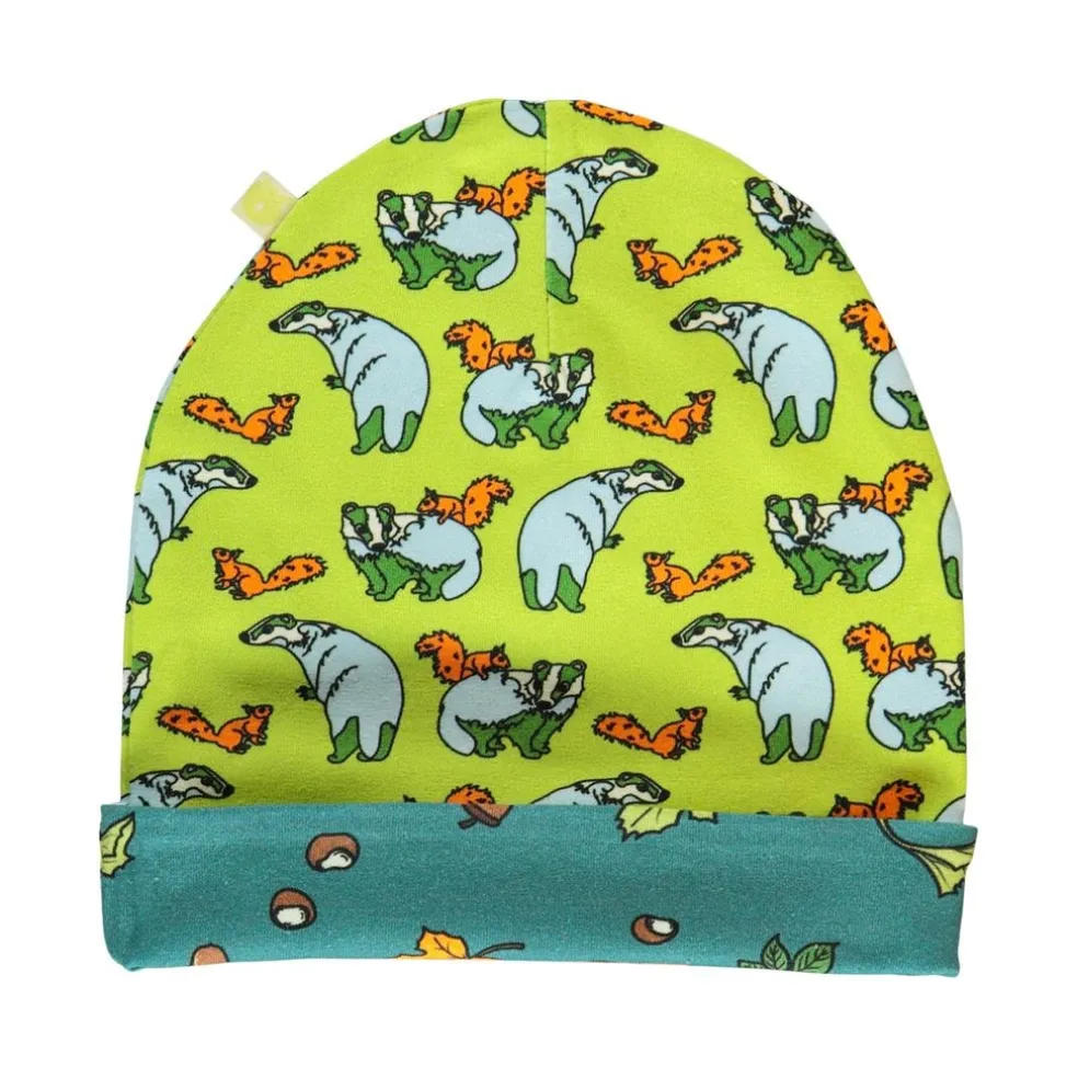 Reversible beanie with badger, fox and Fall leaves Pear Green