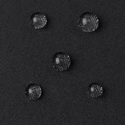 Uumaja Black